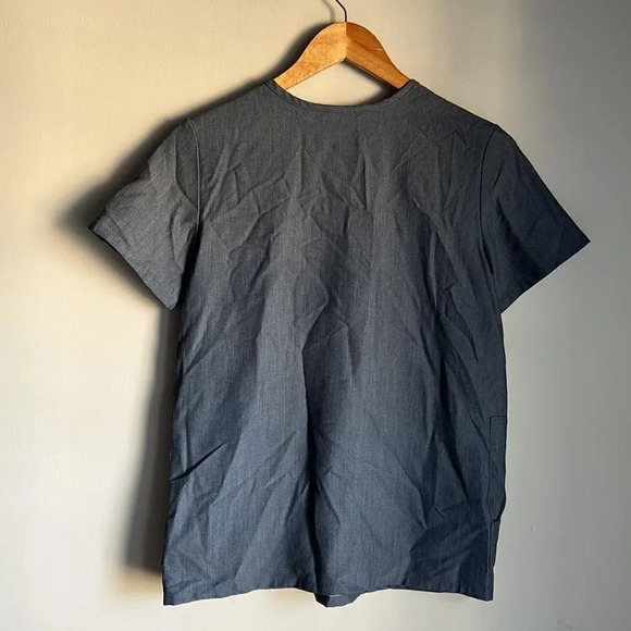 Figs scrub zipper pockets - Picture 2 of 5